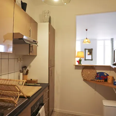 In The Heart Of Saint-michel Apartment